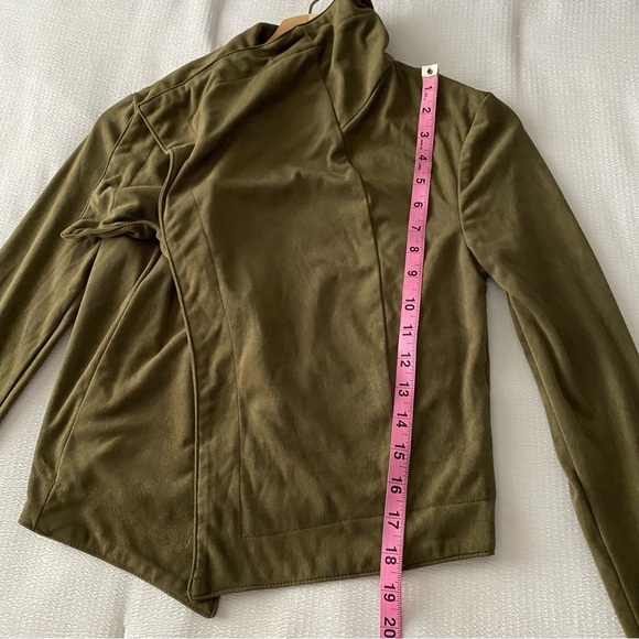 Faux Suede Green Draped Front Cropped Jacket - Picture 3 of 9